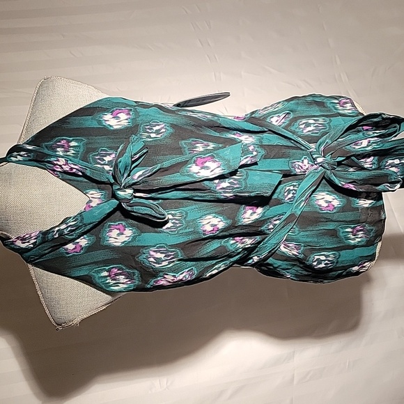 SCOOP Halter Neck Tie Top, Size: XS, NWT - Picture 2 of 12